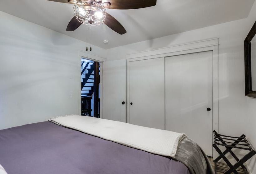 Cold Springs Escape: A/c, Hot Tub, Generator, Wifi