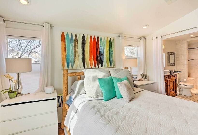 Chic Rapid City Escape Near Mount Rushmore!