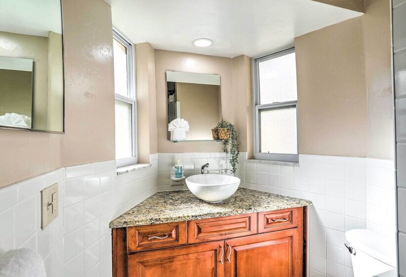 Coastal Seminole Home < 2 Mi To Ocean Access!