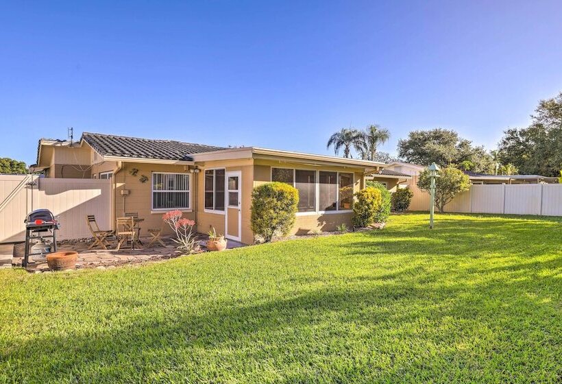 Coastal Seminole Home < 2 Mi To Ocean Access!