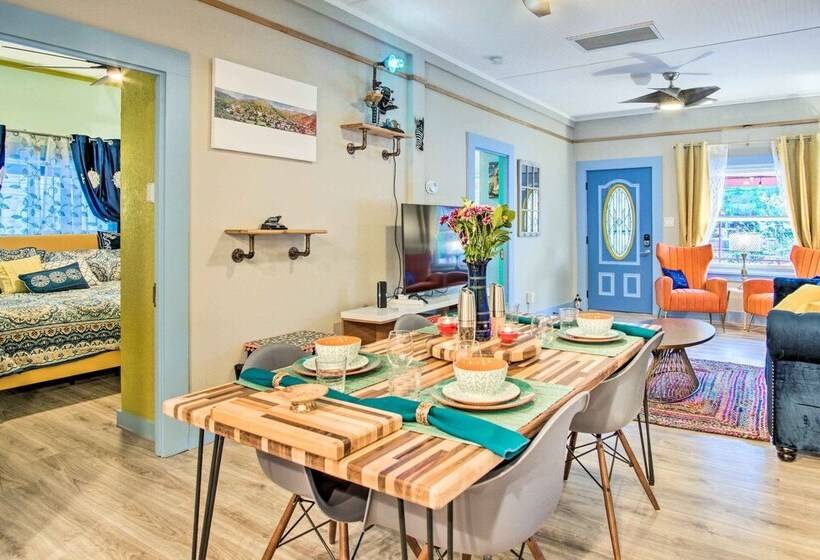 Colorful Bisbee Home W/ Patio ~ 1 Mi To Dtwn!