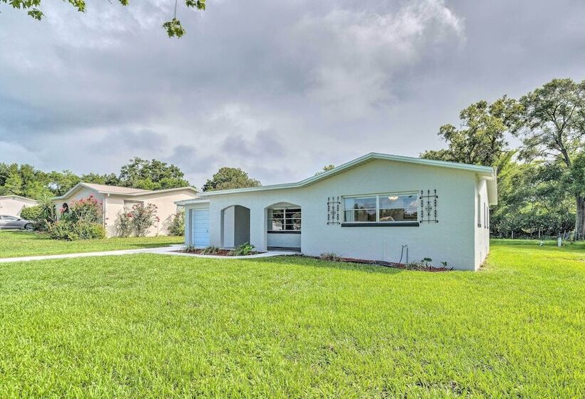 Contemporary Beverly Hills Gem W/ Sun Room!