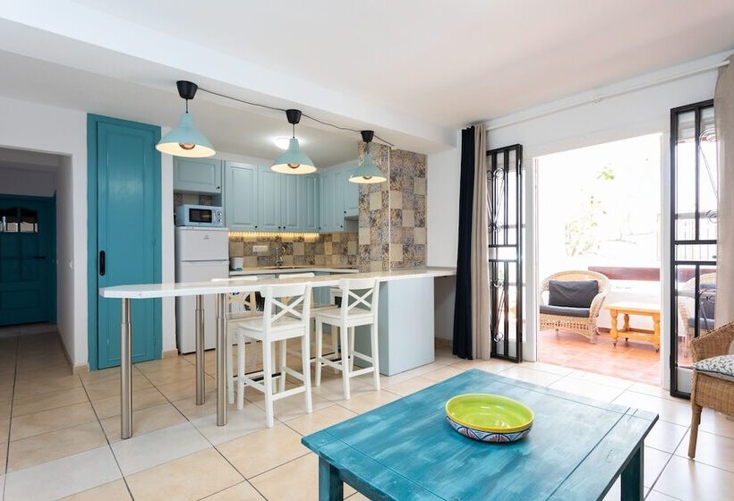 Coral Bay Port Royale