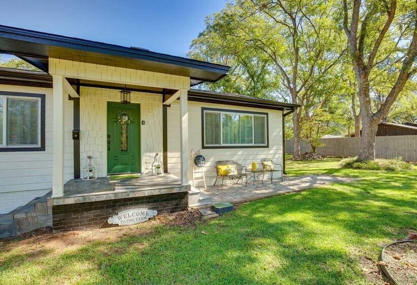 Cozy Canton Residence W/ Great Outdoor Space!