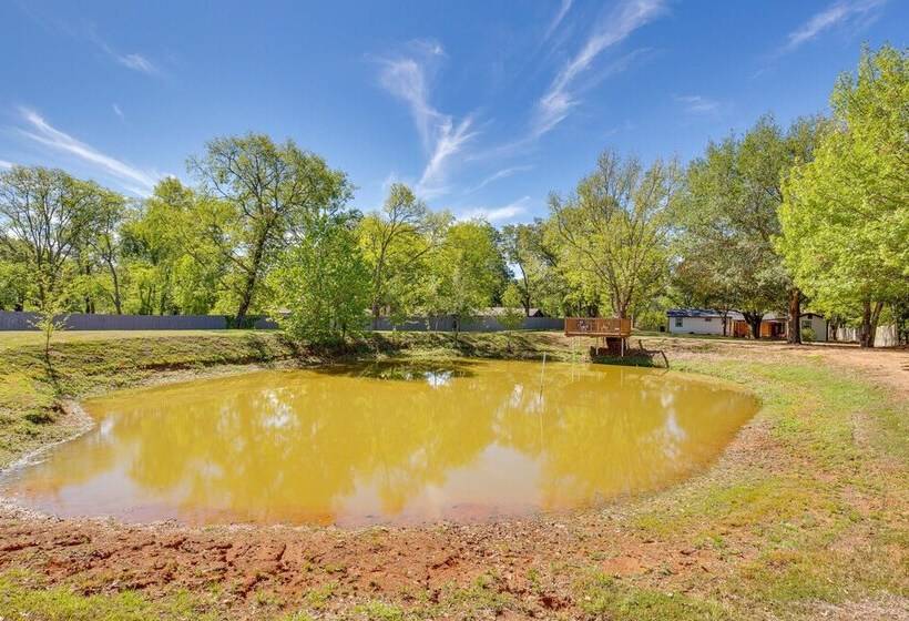 Cozy Canton Residence W/ Great Outdoor Space!