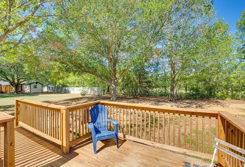 Cozy Canton Residence W/ Great Outdoor Space!