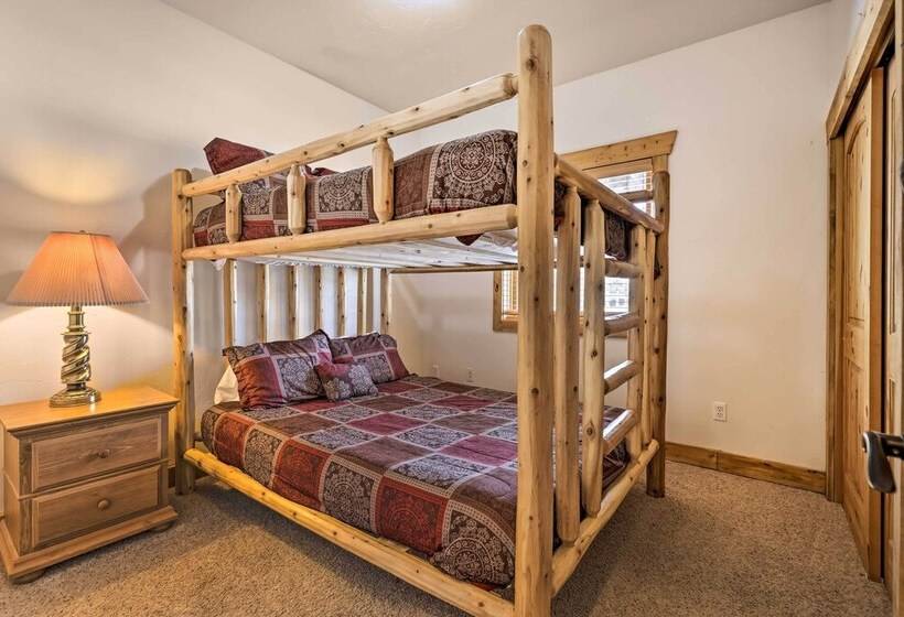 1 Mi To Lake Granby: Home W/ Mtn Views & Gas Grill