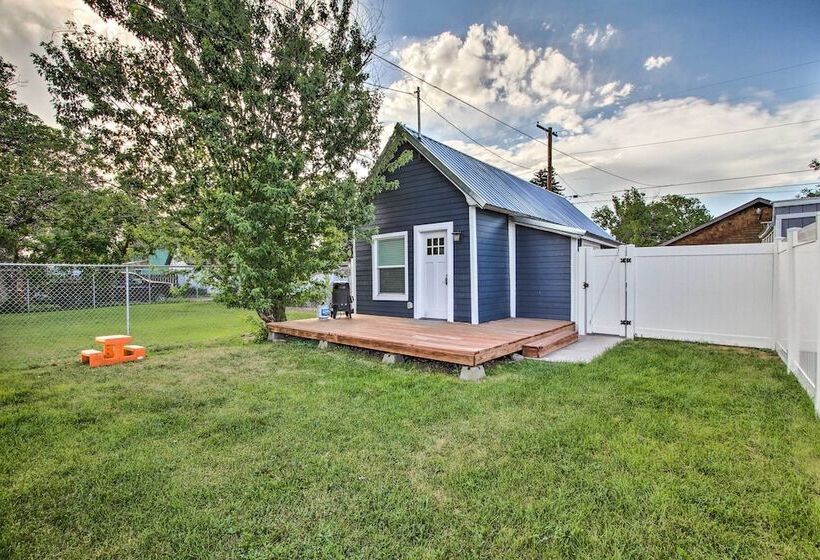 Cozy Great Falls Retreat