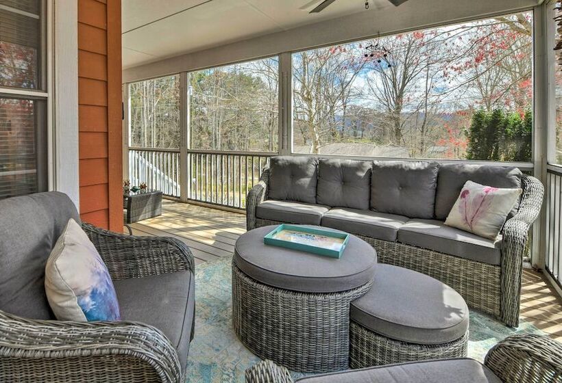 Cozy Home W/ Fire Pit, Near Great Smoky Mountains!
