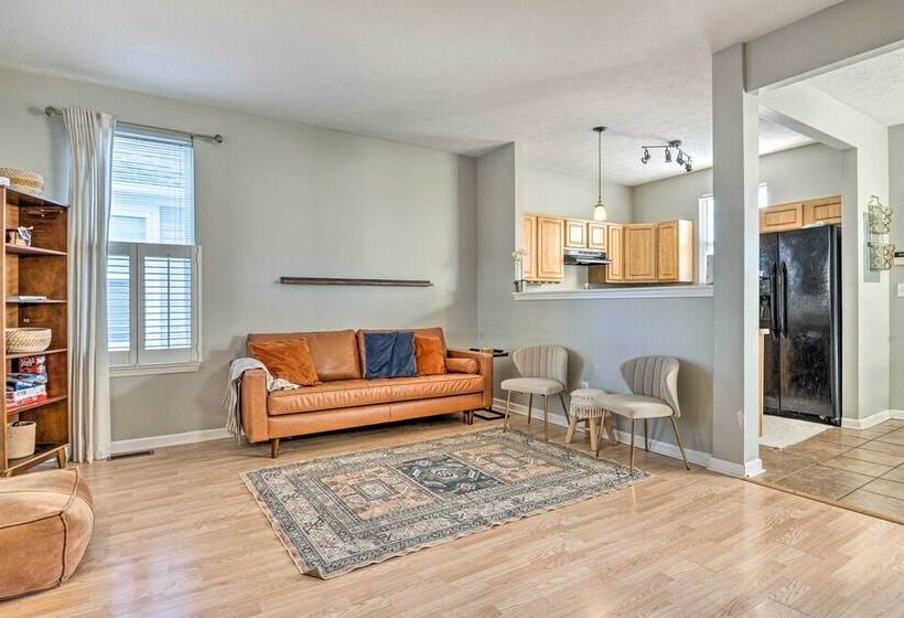 Cozy Indianapolis Home W/ Private Hot Tub!