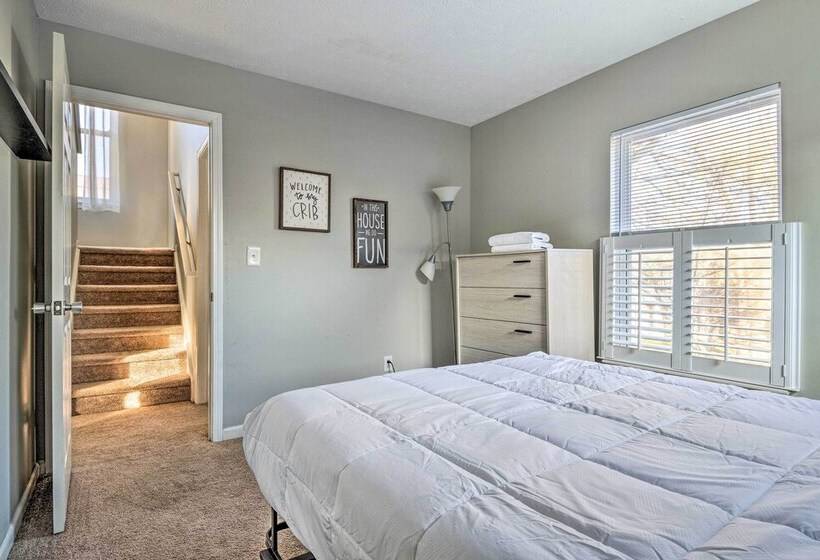 Cozy Indianapolis Home W/ Private Hot Tub!