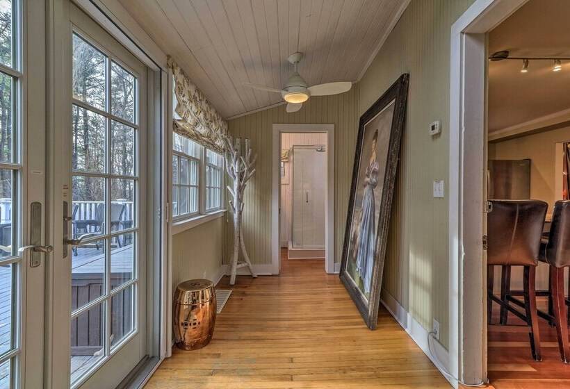 Cozy Litchfield House W/ Fenced In Yard & Fire Pit