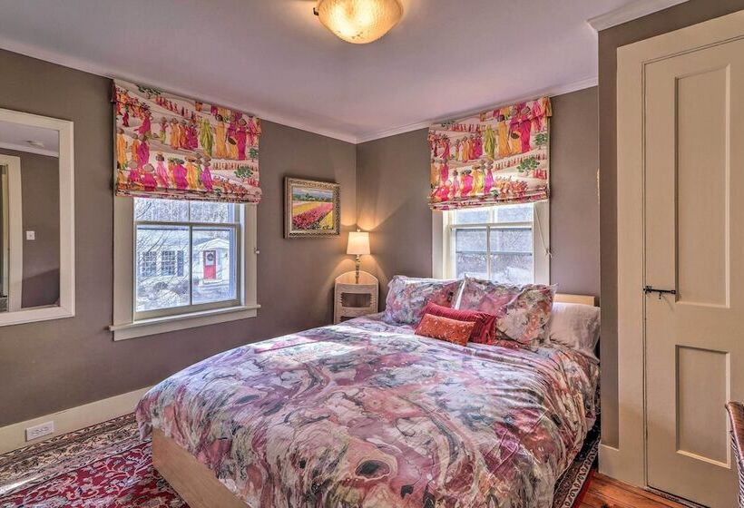 Cozy Litchfield House W/ Fenced In Yard & Fire Pit