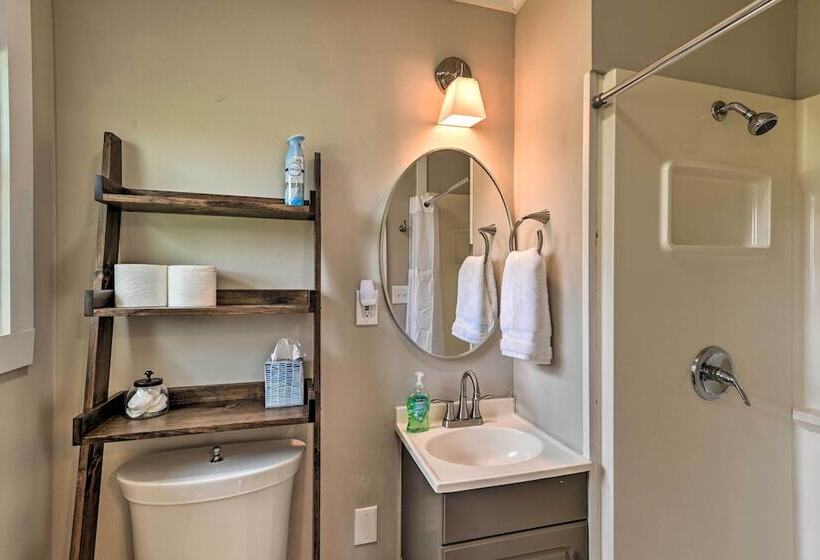 Cozy Murfreesboro Home W/ Furnished Patio!