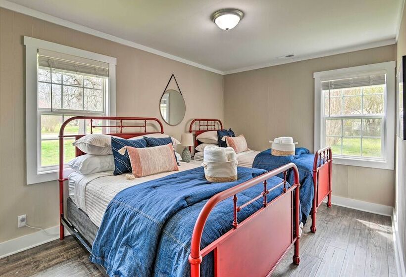Cozy Murfreesboro Home W/ Furnished Patio!