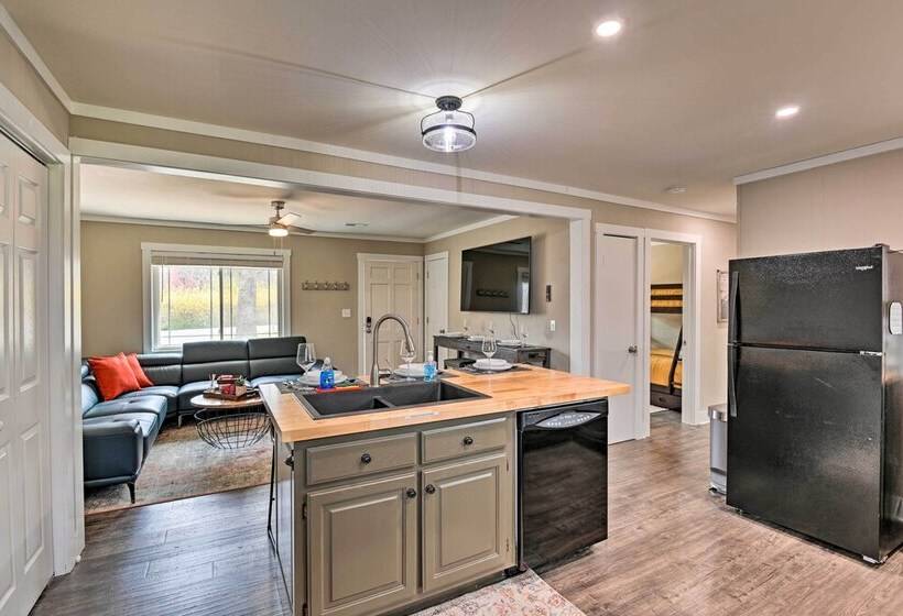 Cozy Murfreesboro Home W/ Furnished Patio!