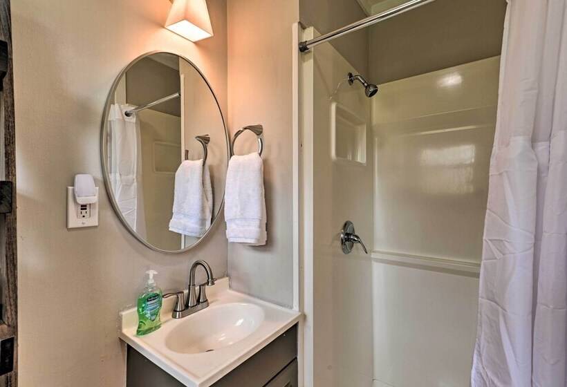 Cozy Murfreesboro Home W/ Furnished Patio!