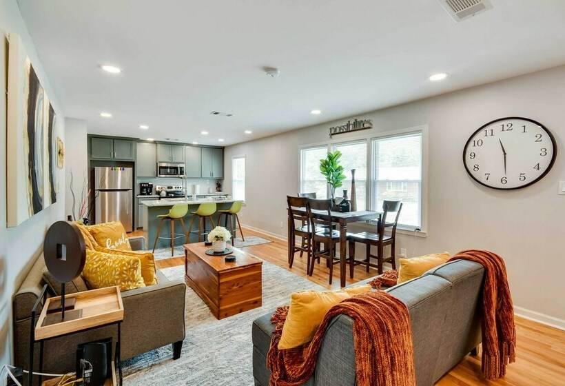Delightful Tuskegee Home  Great For Families!