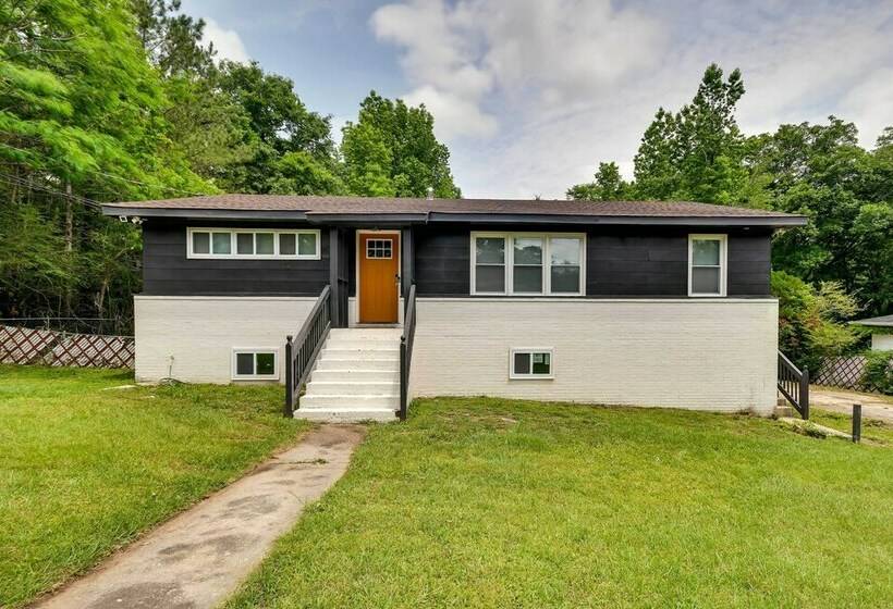 Delightful Tuskegee Home  Great For Families!