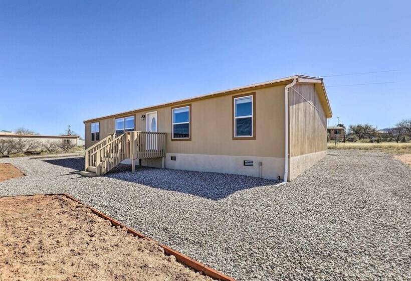 Desert Escape Off I 10 W/ Over 1 Enclosed Acre!
