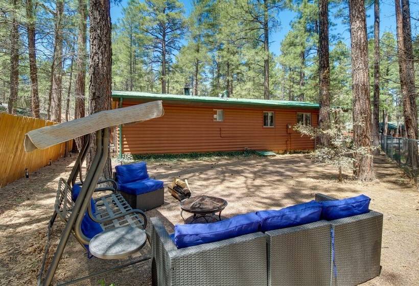 Dog Friendly Show Low Retreat W/ Fire Pit & Grill!