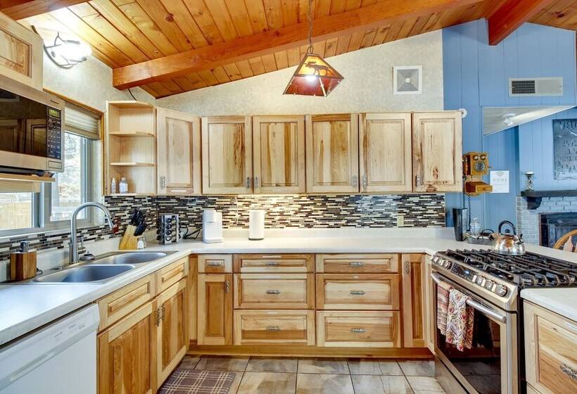 Dog Friendly Show Low Retreat W/ Fire Pit & Grill!