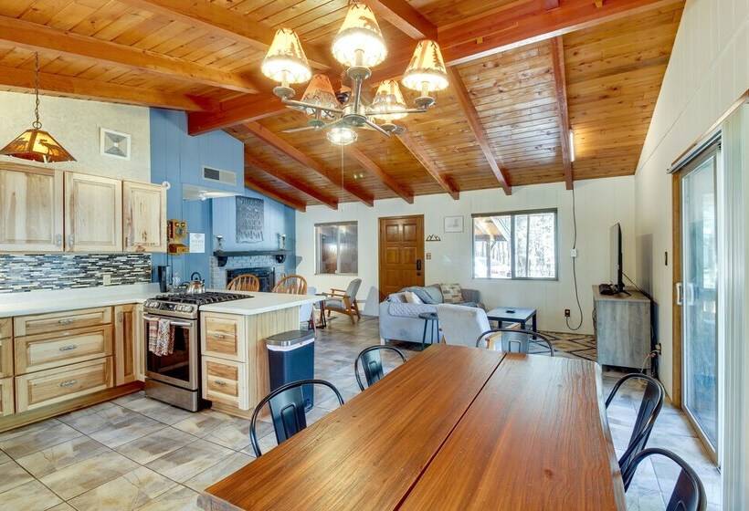 Dog Friendly Show Low Retreat W/ Fire Pit & Grill!