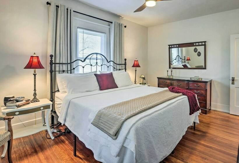 Dogfriendly Bungalow: 1 Block To Avondale Dining!