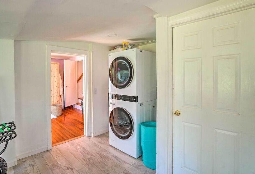 Eclectic Troy Home W/ Hot Tub   Pet Friendly!