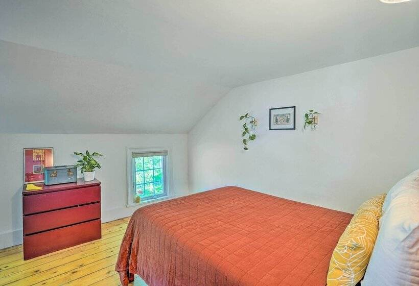 Eclectic Troy Home W/ Hot Tub   Pet Friendly!