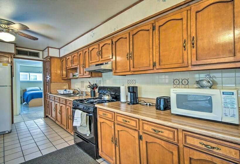 El Paso Home < 1 Mi To Lone Star Golf Club!