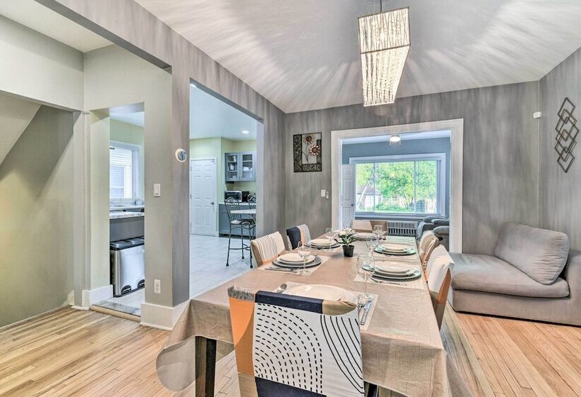 Elegant Detroit Home W/ Yard ~ 5 Mi To Dtwn!