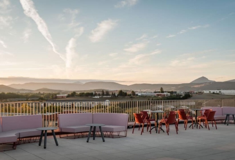 Estudios Y Habitaciones Modernas En Pamplona, Sk