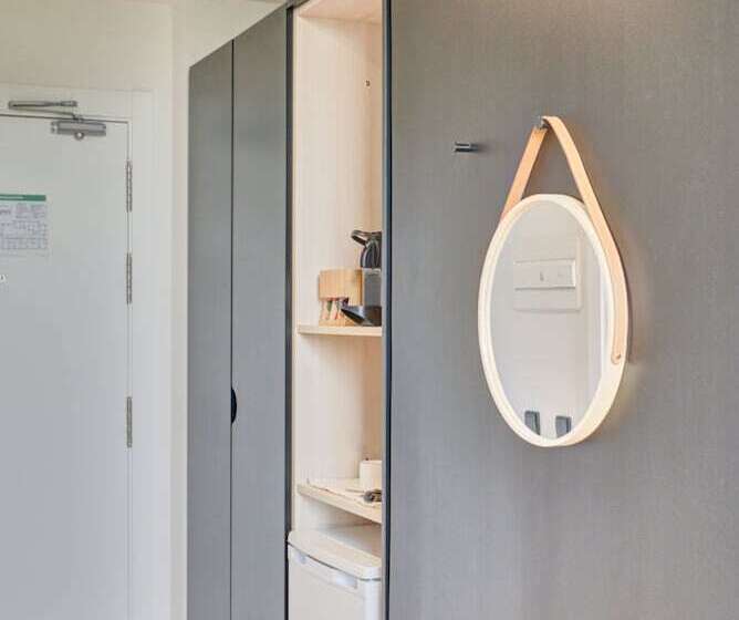 Estudios Y Habitaciones Modernas En Pamplona, Sk