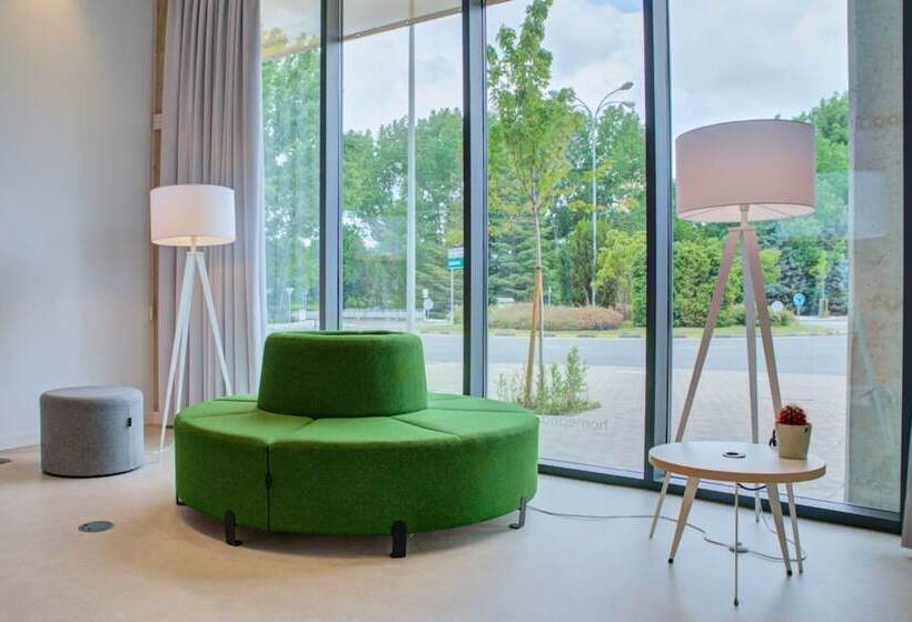 Estudios Y Habitaciones Modernas En Pamplona, Sk