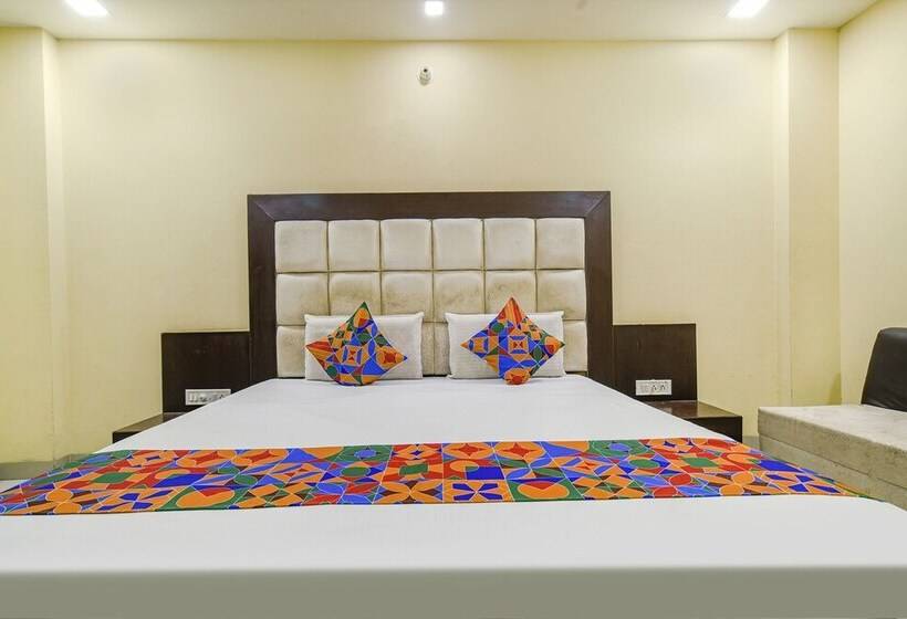 Fabhotel Parihar Palace