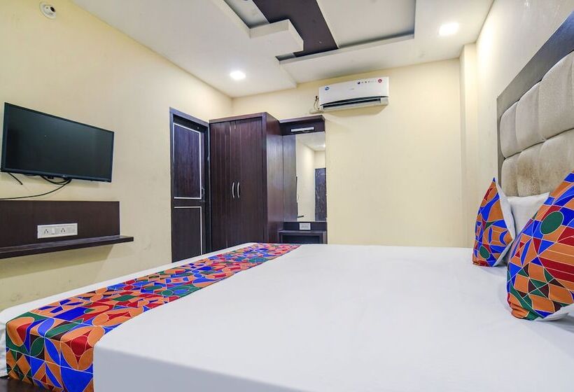 Fabhotel Parihar Palace