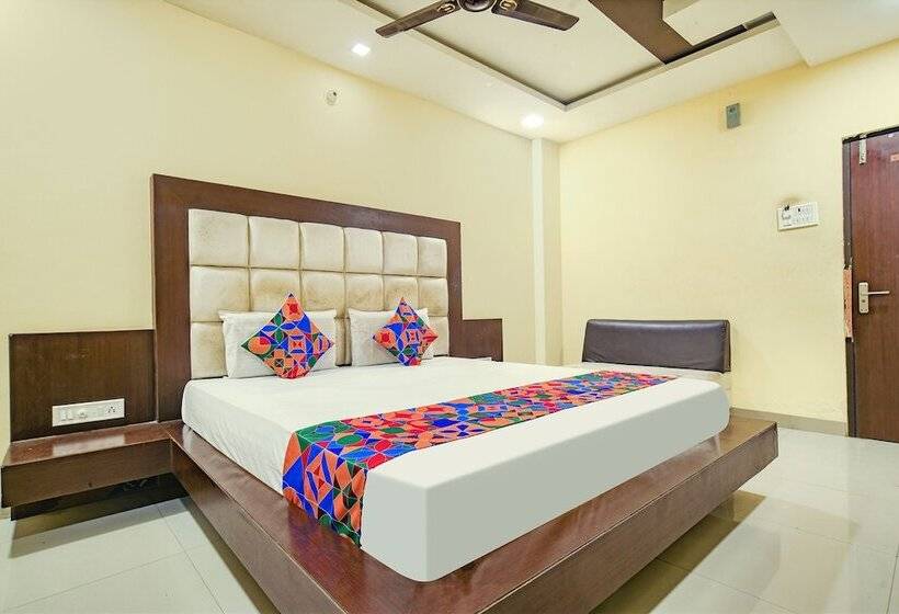 Fabhotel Parihar Palace