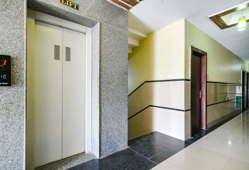 Fabhotel Parihar Palace