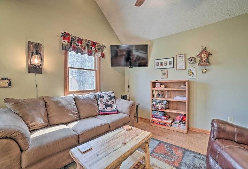 Family Cottage 3 Mi To Higgins Lake State Pk!