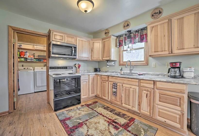 Family Cottage 3 Mi To Higgins Lake State Pk!