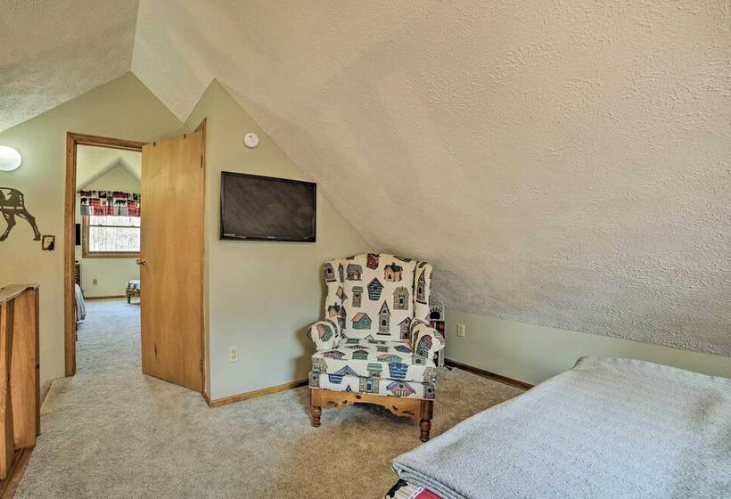 Family Cottage 3 Mi To Higgins Lake State Pk!