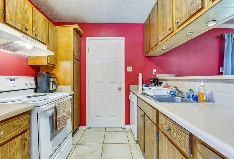 Family Friendly Mobile Retreat W/ Spacious Yard!