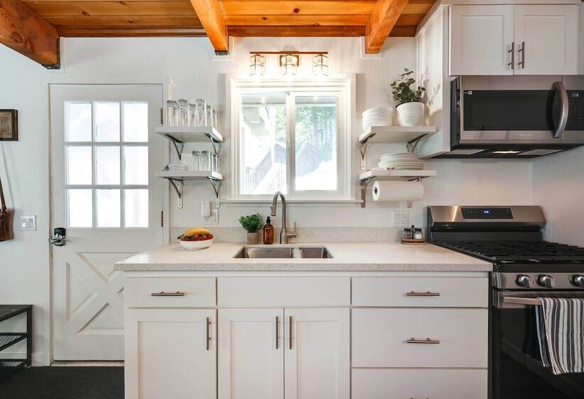 Forested Cold Springs Cabin W/ Wood Burning Stove!