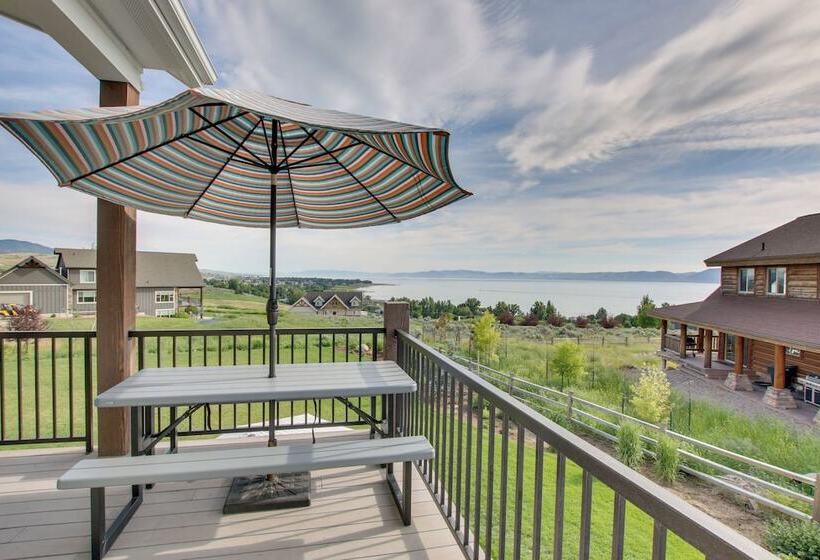 Garden City Gem: Private Hot Tub & Game Room!