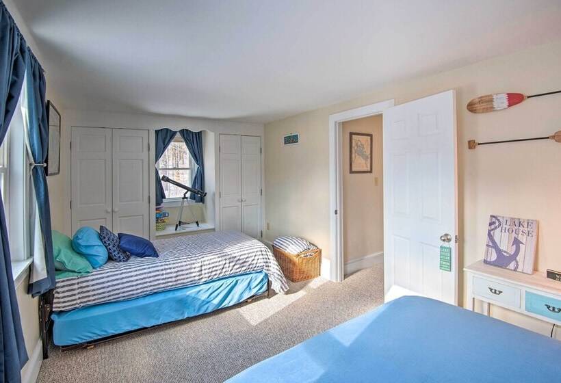 Gilford Home W/ Forest View, By Lake Winnepesaukee