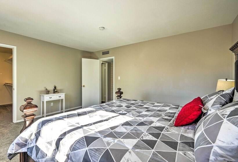 Glendale Home W/ Pool, 12 Mi To Downtown Phoenix