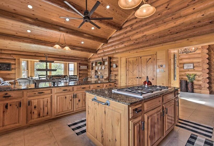 Grand Mountain Retreat In Angel Fire W/ Game Room!