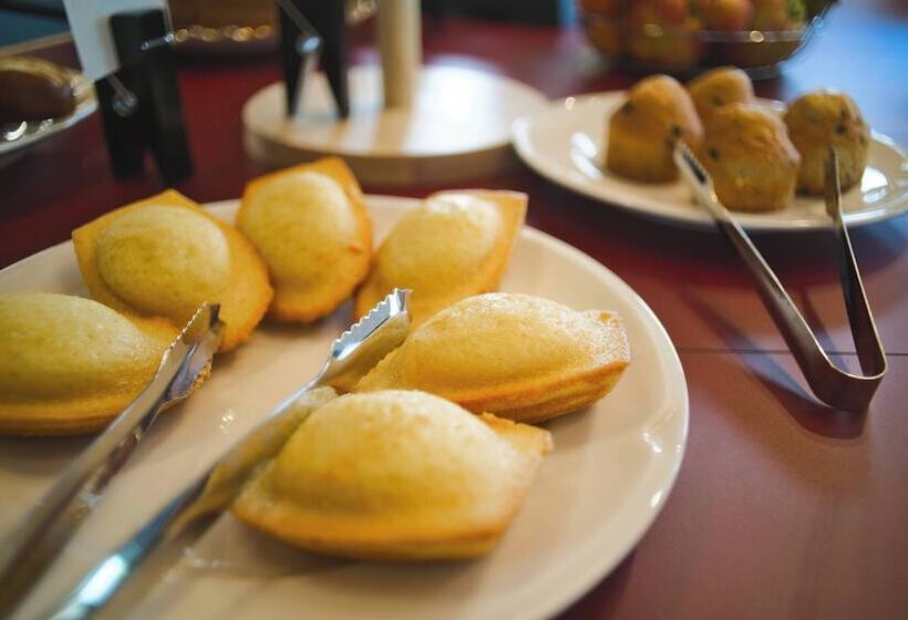 Greet Hotel Cernay Mulhouse