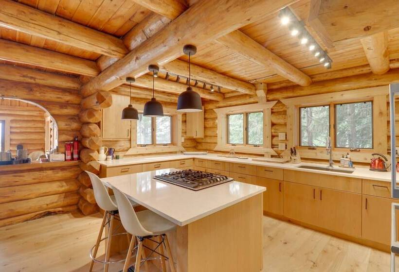 Hand Crafted Cabin W/ Whitefish Lake Views!